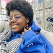 Bonjour! Bilingue confirmée de niveau C1, je propose une aide particulière en langue anglaise !